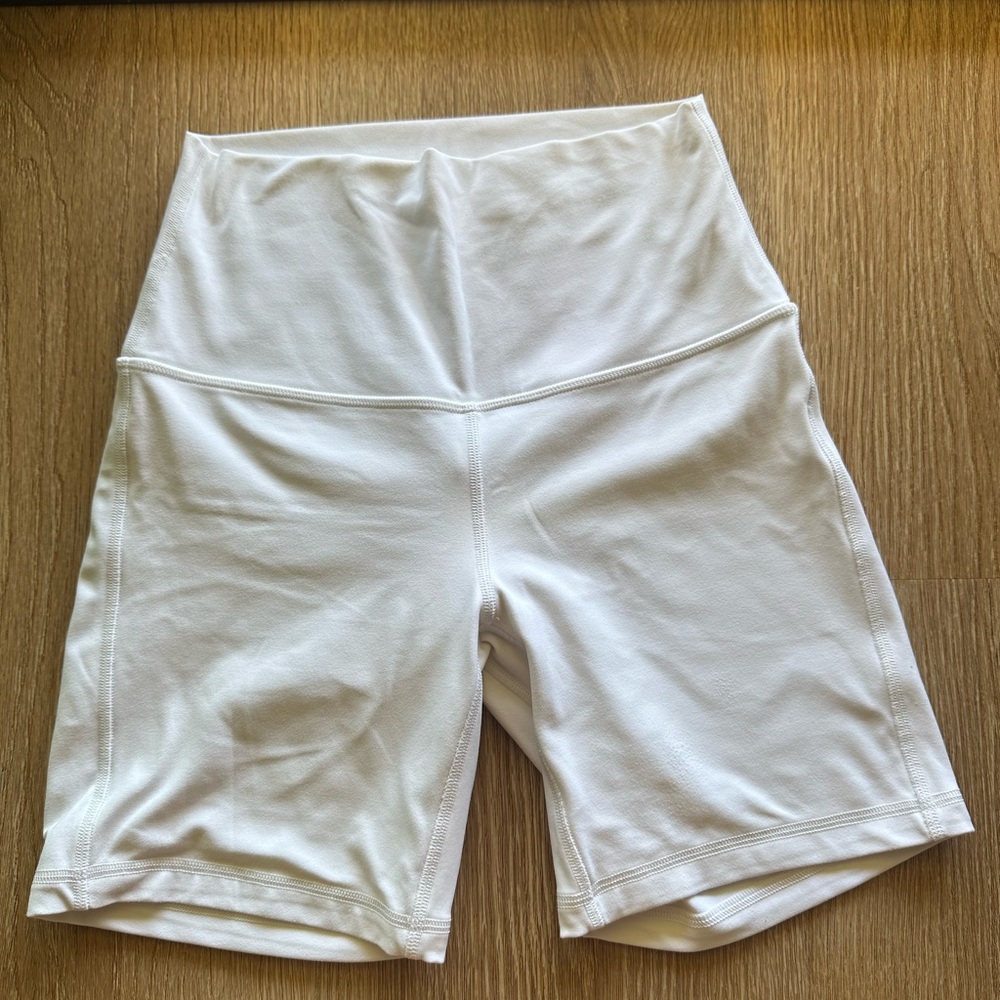 White Lululemon Align Leggings